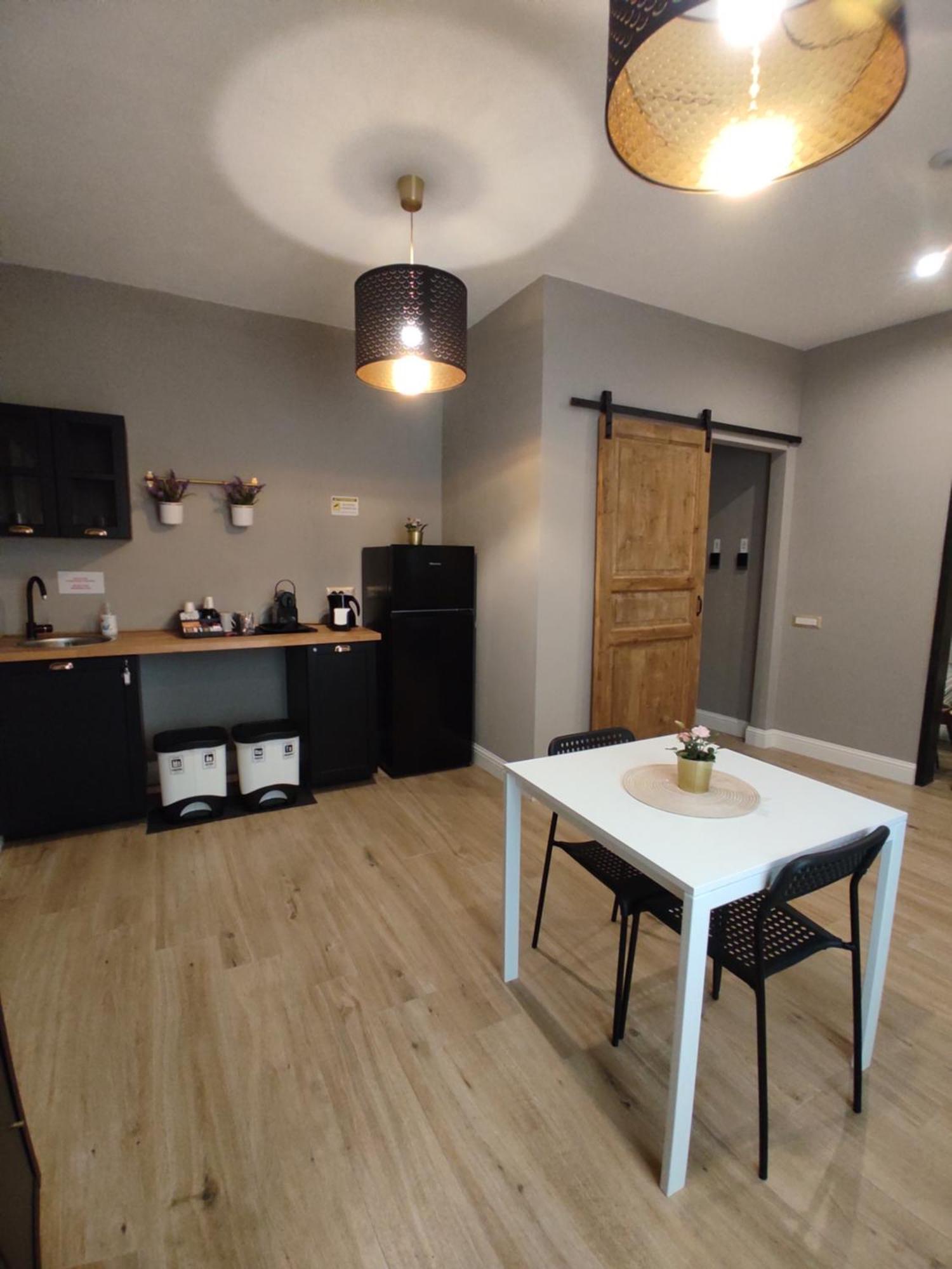Manno Rooms Affittacamere Cagliari Bagian luar foto